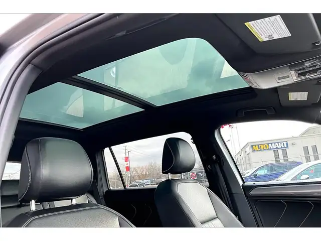2022 Volkswagen Tiguan AWD | R-LINE | LEATHER | PANORAMIC SUNROO - Photo 15