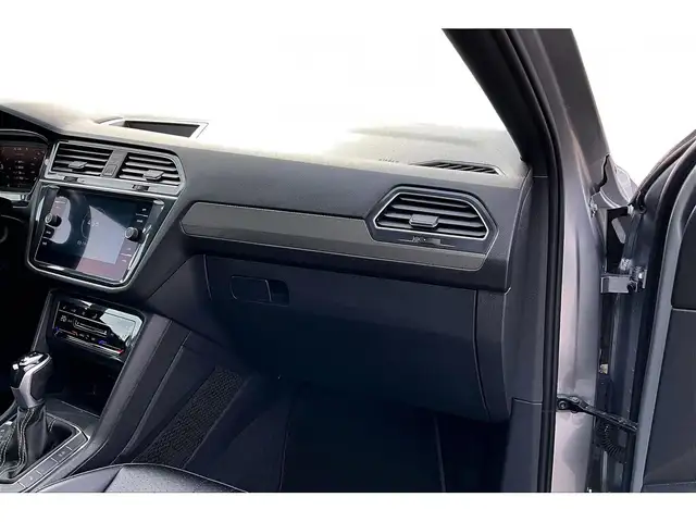 2022 Volkswagen Tiguan AWD | R-LINE | LEATHER | PANORAMIC SUNROO - Photo 20