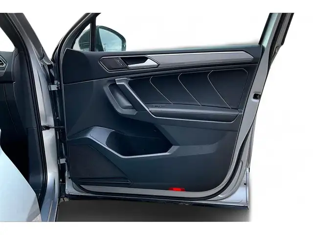 2022 Volkswagen Tiguan AWD | R-LINE | LEATHER | PANORAMIC SUNROO - Photo 27