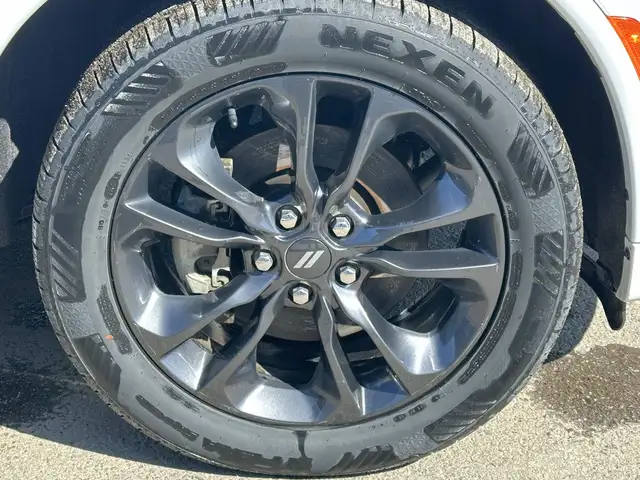 2024 Dodge Durango - Photo 11