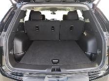 2025 Chevrolet Blazer LT | 2LT | Save $15,701 vs New - Photo 11
