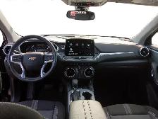 2025 Chevrolet Blazer LT | 2LT | Save $15,701 vs New - Photo 15