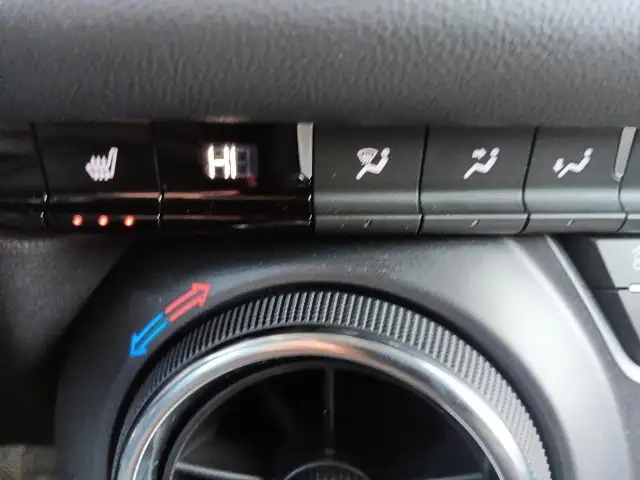 2025 Chevrolet Blazer LT | 2LT | Save $15,701 vs New - Photo 33