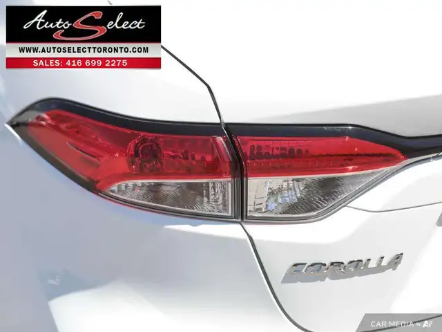 2020 Toyota Corolla LE Apple Carplay - Clean Carfax - New Tires - Photo 12