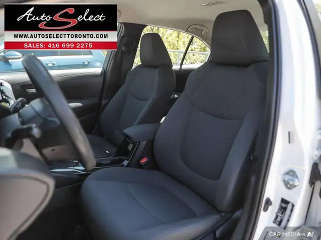 2020 Toyota Corolla LE Apple Carplay - Clean Carfax - New Tires - Photo 13