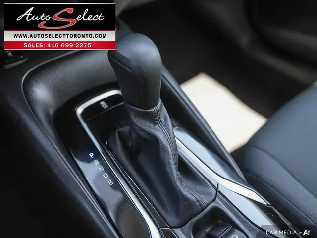 2020 Toyota Corolla LE Apple Carplay - Clean Carfax - New Tires - Photo 20