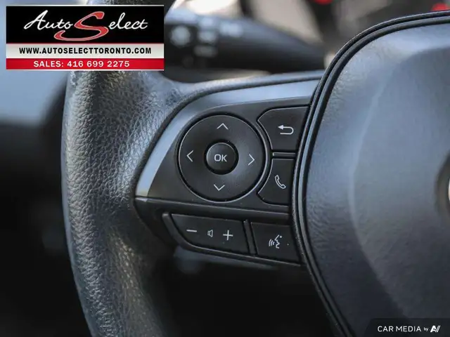 2020 Toyota Corolla LE Apple Carplay - Clean Carfax - New Tires - Photo 24