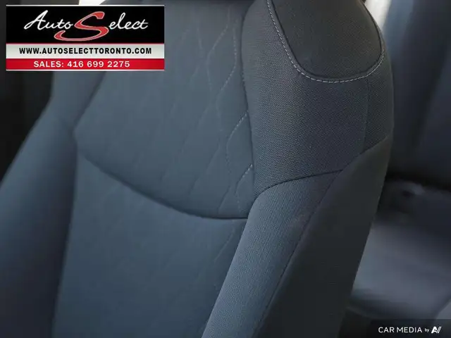 2020 Toyota Corolla LE Apple Carplay - Clean Carfax - New Tires - Photo 26