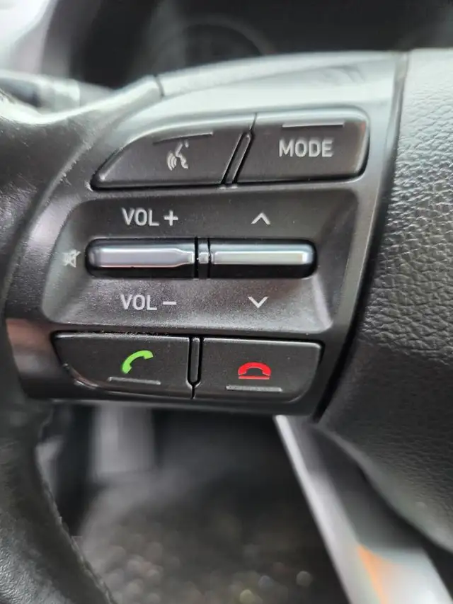 Hyundai Elantra GT GLS 2018 GLS TOIT PANO BAS KILO MAGS - Photo 18