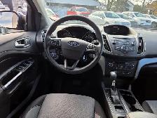 Ford Escape SE 2017 SE AWD BAS KILO MAGS - Photo 14