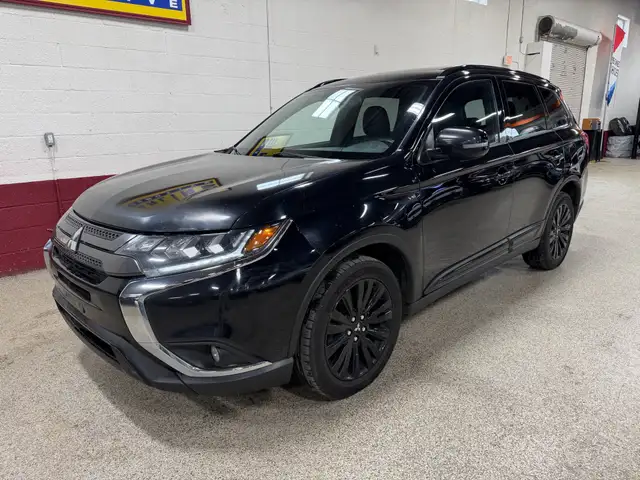 2020 Mitsubishi Outlander SEL S-AWC 7 SEATER - BLUETOOTH - BACKU - Photo 2