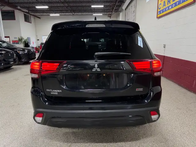 2020 Mitsubishi Outlander SEL S-AWC 7 SEATER - BLUETOOTH - BACKU - Photo 5