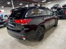 2020 Mitsubishi Outlander SEL S-AWC 7 SEATER - BLUETOOTH - BACKU - Photo 6