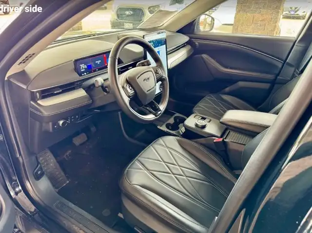 2022 Ford Mustang Mach-E Select | Leather | Power Seat - Photo 3