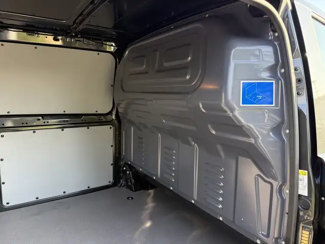 2020 Mercedes-Benz Metris Cargo Van - Photo 13