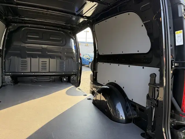 2020 Mercedes-Benz Metris Cargo Van - Photo 17