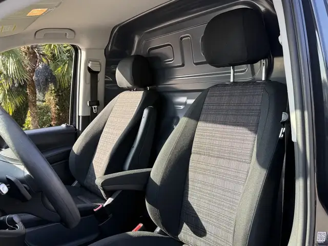 2020 Mercedes-Benz Metris Cargo Van - Photo 24