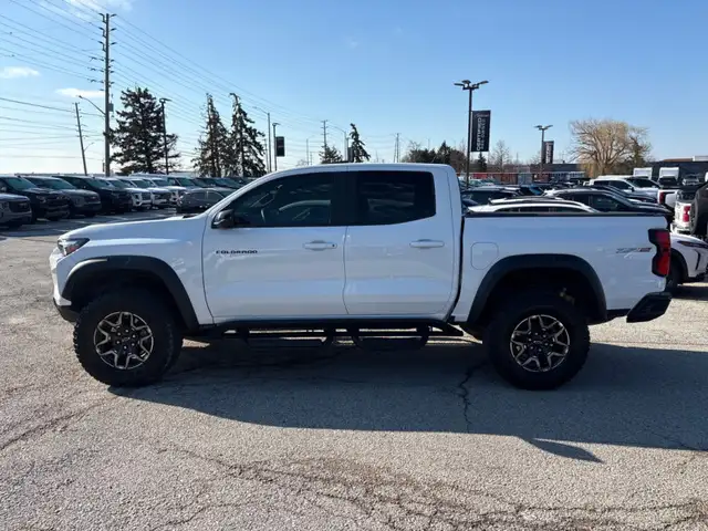 2024 Chevrolet Colorado 4WD ZR2 - Photo 5