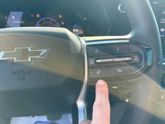 2024 Chevrolet Colorado 4WD ZR2 - Photo 23