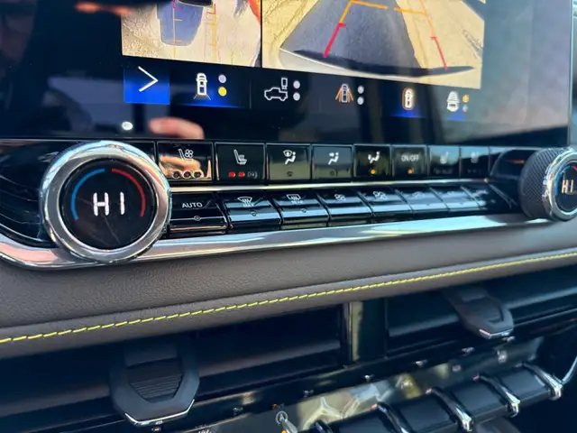 2024 Chevrolet Colorado 4WD ZR2 - Photo 25