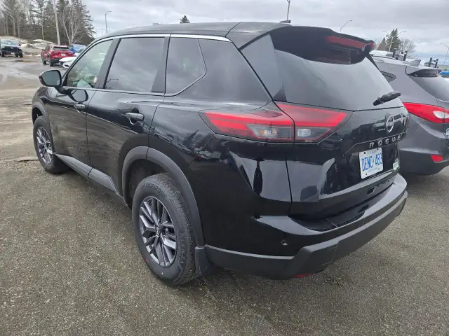 2025 Nissan Rogue - Photo 6