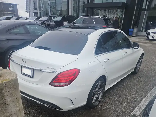 2018 Mercedes-Benz C-Class C 300 4MATIC AMG Sports Package - Photo 2