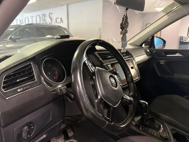 2018 Volkswagen Tiguan Trendline 4MOTION - Photo 11