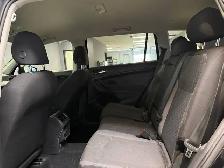 2018 Volkswagen Tiguan Trendline 4MOTION - Photo 12