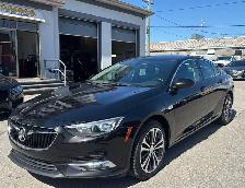 Buick Regal Sportback Preferred Preferred 2018