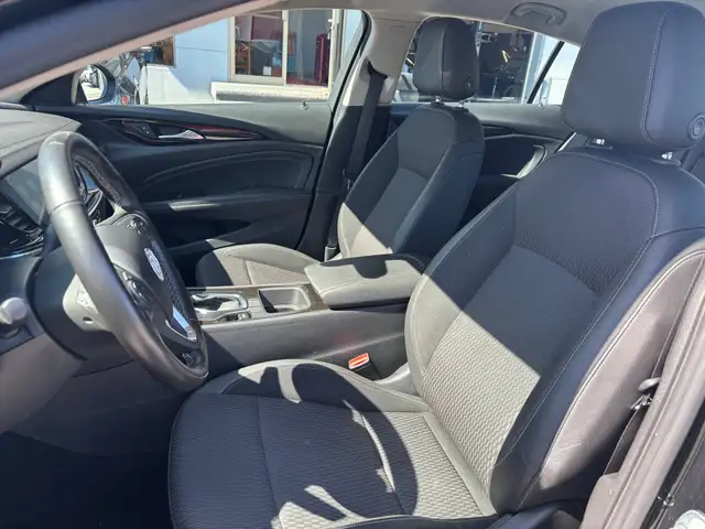 Buick Regal Sportback Preferred Preferred 2018 - Photo 14