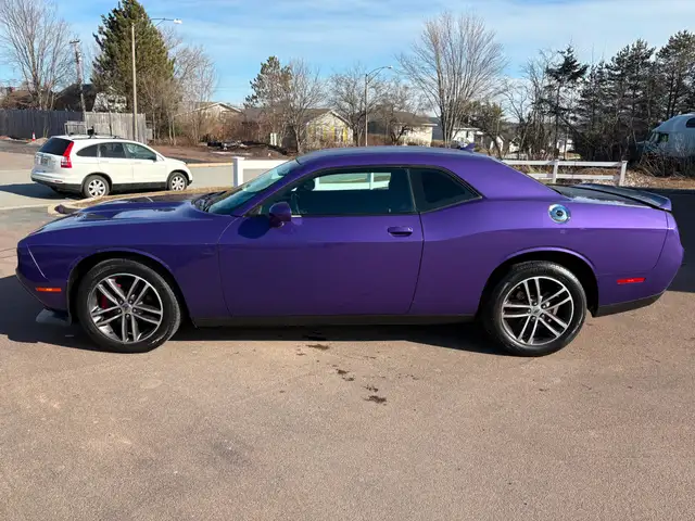 2019 Dodge Challenger GT AWD! Remote Starter! Backup Camera! - Photo 4