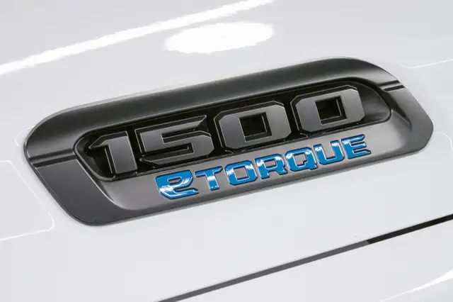 2026 RAM 1500 Sport - Photo 9