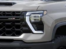 2026 Chevrolet Silverado 2500HD ZR2 - Photo 10