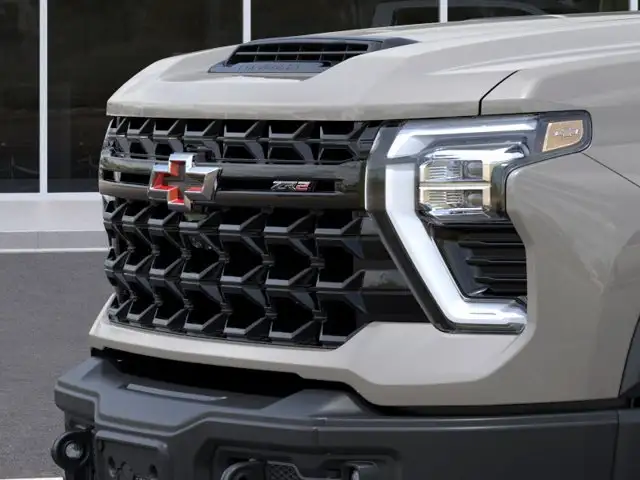 2026 Chevrolet Silverado 2500HD ZR2 - Photo 13