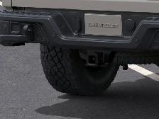 2026 Chevrolet Silverado 2500HD ZR2 - Photo 14