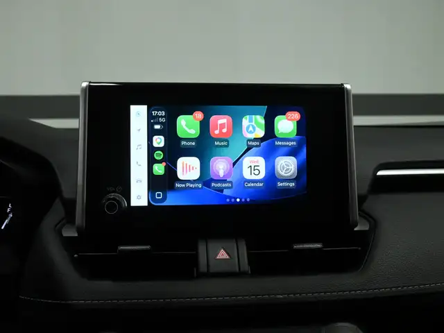 2024 Toyota RAV4 LE No Accident Radar Cruise Lane Assist Blind S - Photo 17