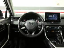 2024 Toyota RAV4 LE No Accident Radar Cruise Lane Assist Blind S - Photo 12