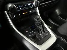 2024 Toyota RAV4 LE No Accident Radar Cruise Lane Assist Blind S - Photo 20