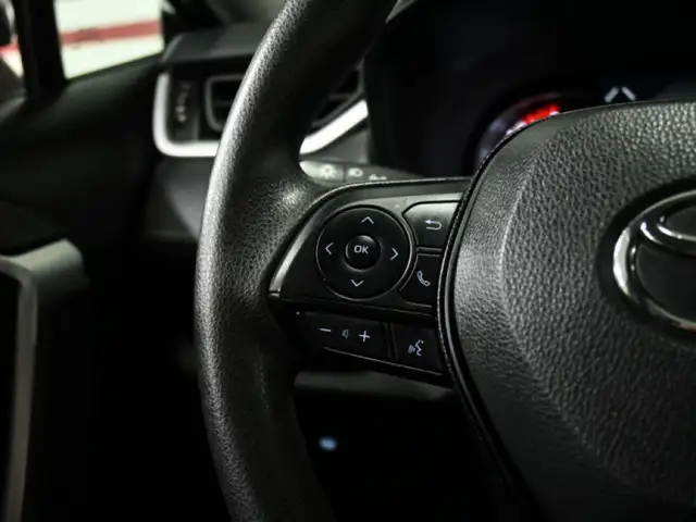 2024 Toyota RAV4 LE No Accident Radar Cruise Lane Assist Blind S - Photo 15