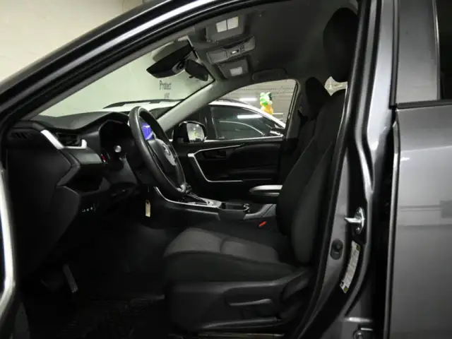 2024 Toyota RAV4 LE No Accident Radar Cruise Lane Assist Blind S - Photo 21