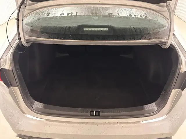 Toyota Corolla Se Amélioré Toit 2022 à vendre - Photo 18