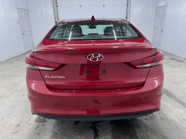 Hyundai Elantra Gl A/c 2018 a vendre - Photo 25