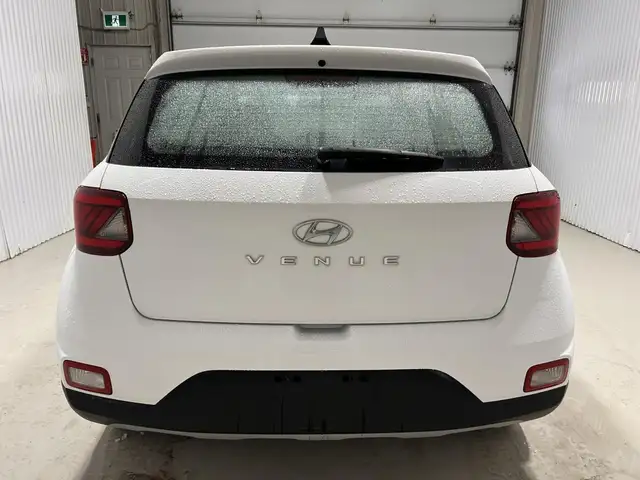 Hyundai Venue Essential IVT 2021 à vendre - Photo 7