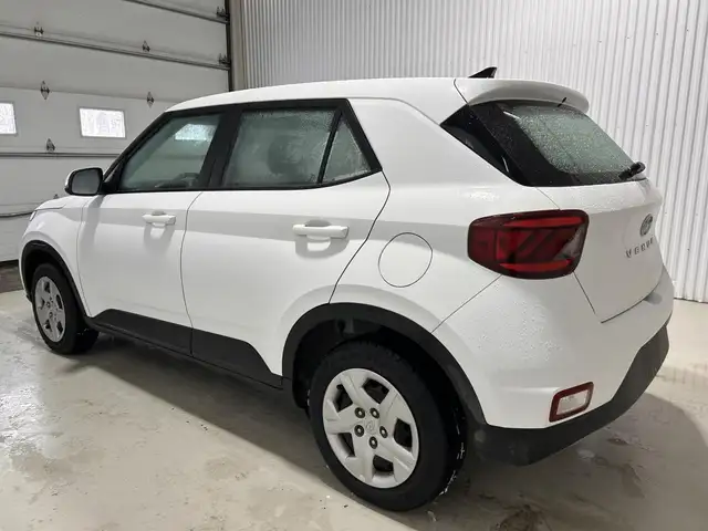 Hyundai Venue Essential IVT 2021 à vendre - Photo 8