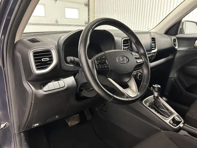 Hyundai Venue Preferred IVT avec couleur deux tons 2023 à vendre - Photo 14