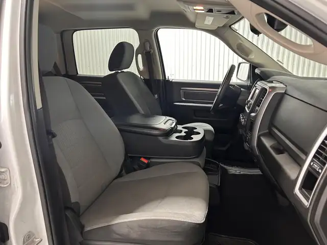 RAM 1500 Classic SLT cabine d'équipe 4x4 caisse de 5 pi 7 po 202 - Photo 18