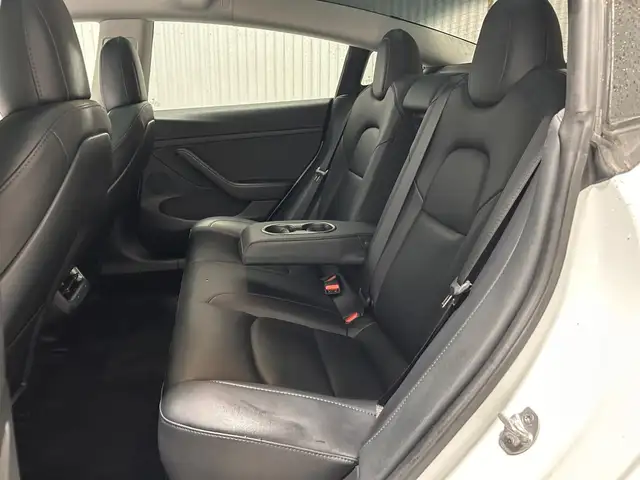 Tesla Model 3 Standard Range Plus 2023 à vendre - Photo 17