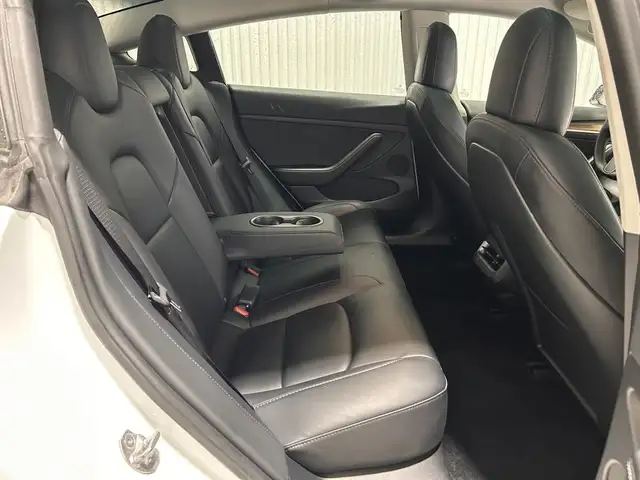 Tesla Model 3 Standard Range Plus 2023 à vendre - Photo 19