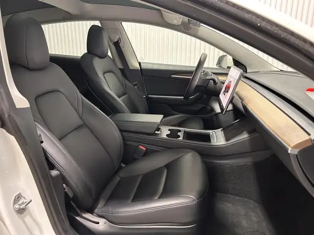 Tesla Model 3 Standard Range Plus 2023 à vendre - Photo 20