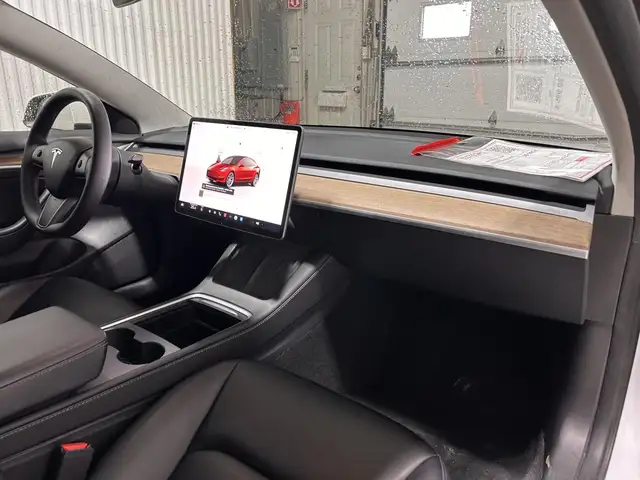 Tesla Model 3 Standard Range Plus 2023 à vendre - Photo 21